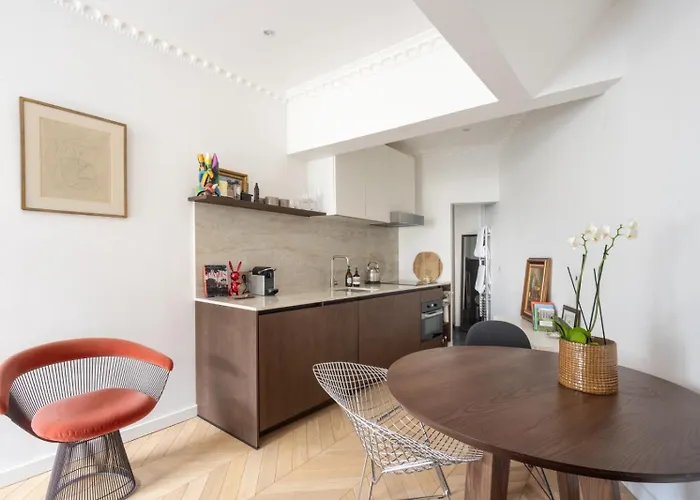 Apartamento Superb With Terrasse & 24-7 Security In The Heart Of Paris!